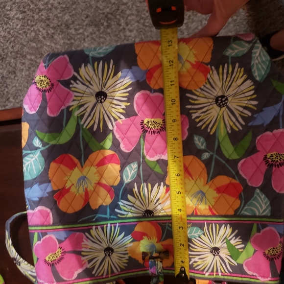 Small Vera Bradley Tote - Picture 3 of 4